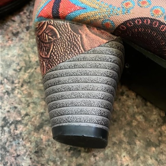 Pair of Art Deco Ankle Boots 10.5 - Picture 6 of 9